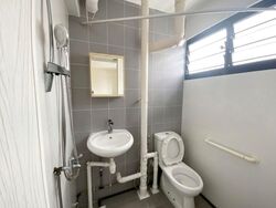 Blk 240 Gombak Gardens (Bukit Batok), HDB 3 Rooms #563942011